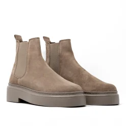 Walk London Club Chelsea Boot Tan Nubuck Sale