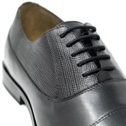Walk London Florence Oxford Toe Cap Shoe Black Online
