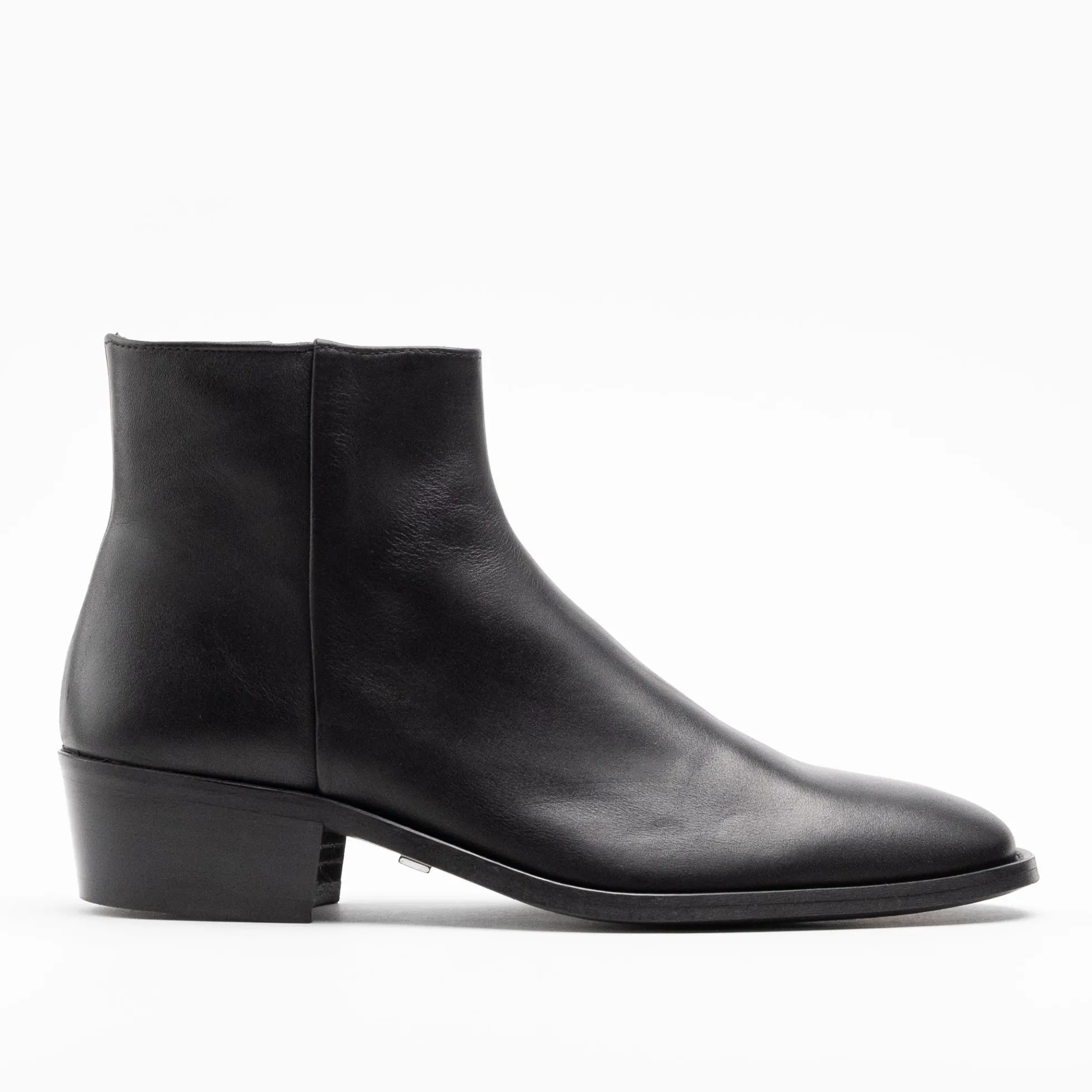 Walk London Hoxton Low Cuban Heel Zip Up Boot Black Clearance