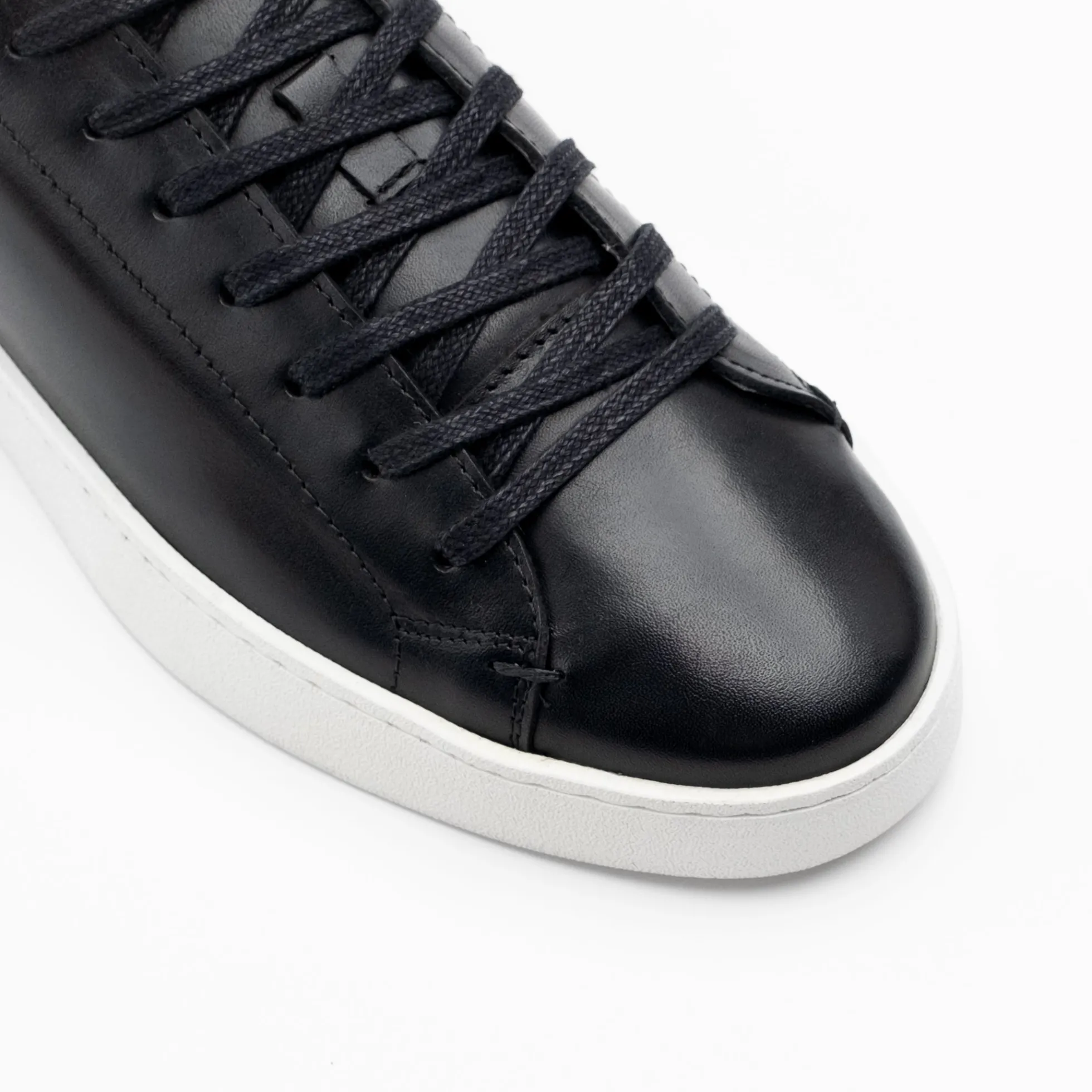 Walk London Marco Trainer Black Leather Clearance
